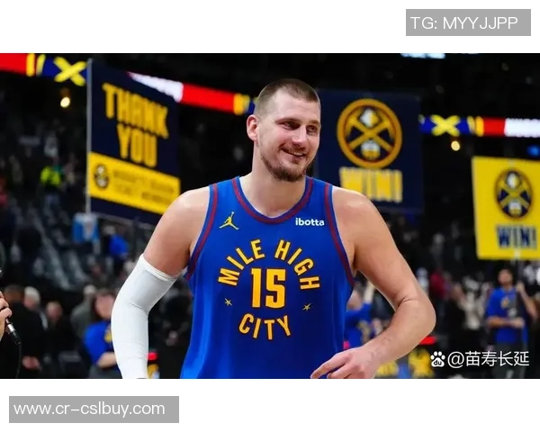 现役球员中六人三双超六十仅约基奇效力于非加州球队